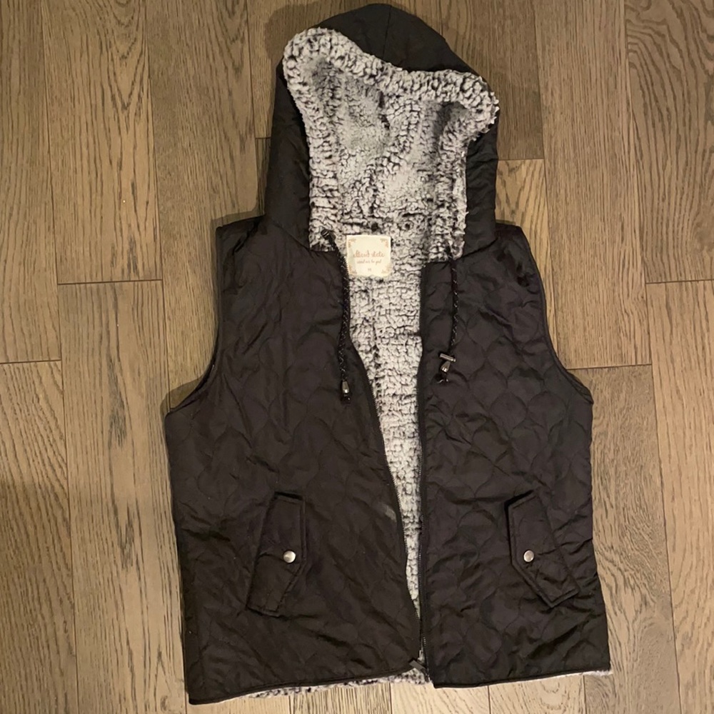 Cozy Hooded Vest